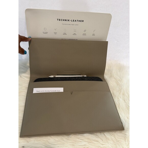 Von Holzhausen The iPad Portfolio Leather Reinvented Case 12.9 Inches Stone - Picture 9 of 16